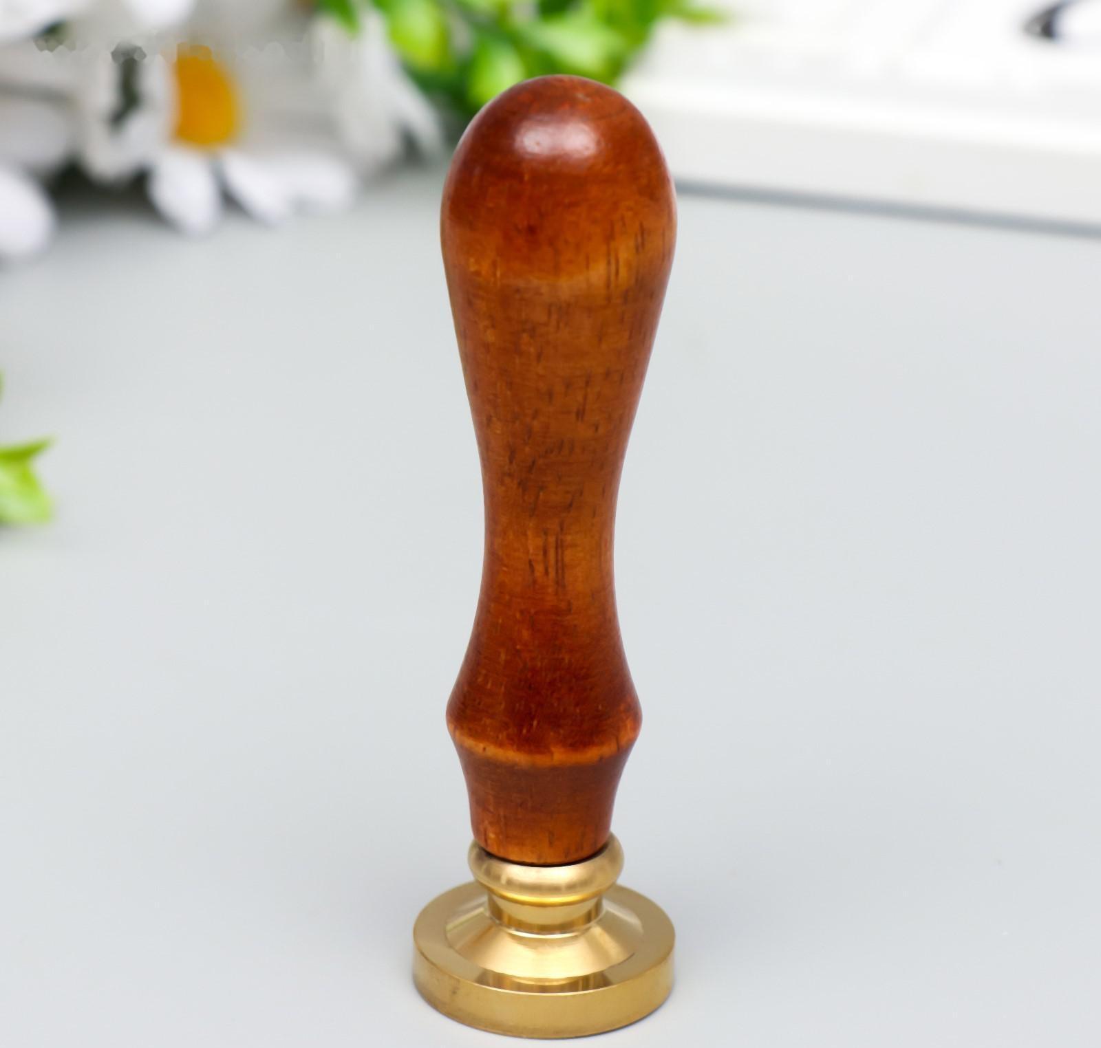 Печать для сургуча с деревянной ручкой 