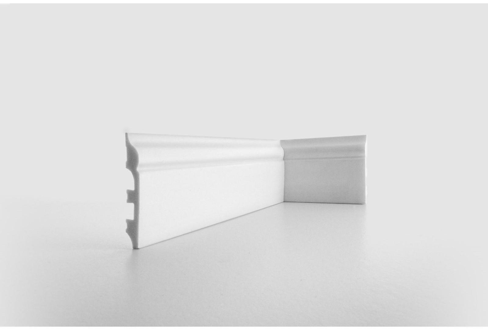 Плинтус пластиковый ударопрочный белый 80х13х2000мм