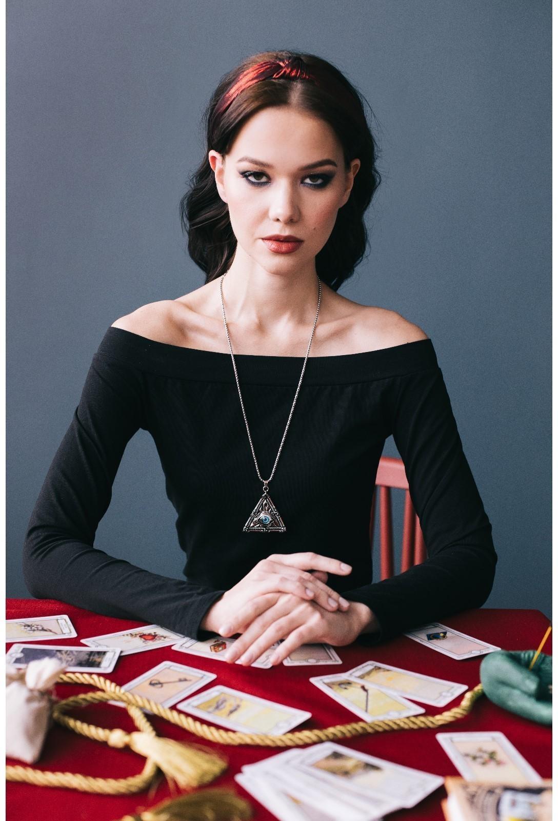 Кулон-амулет 