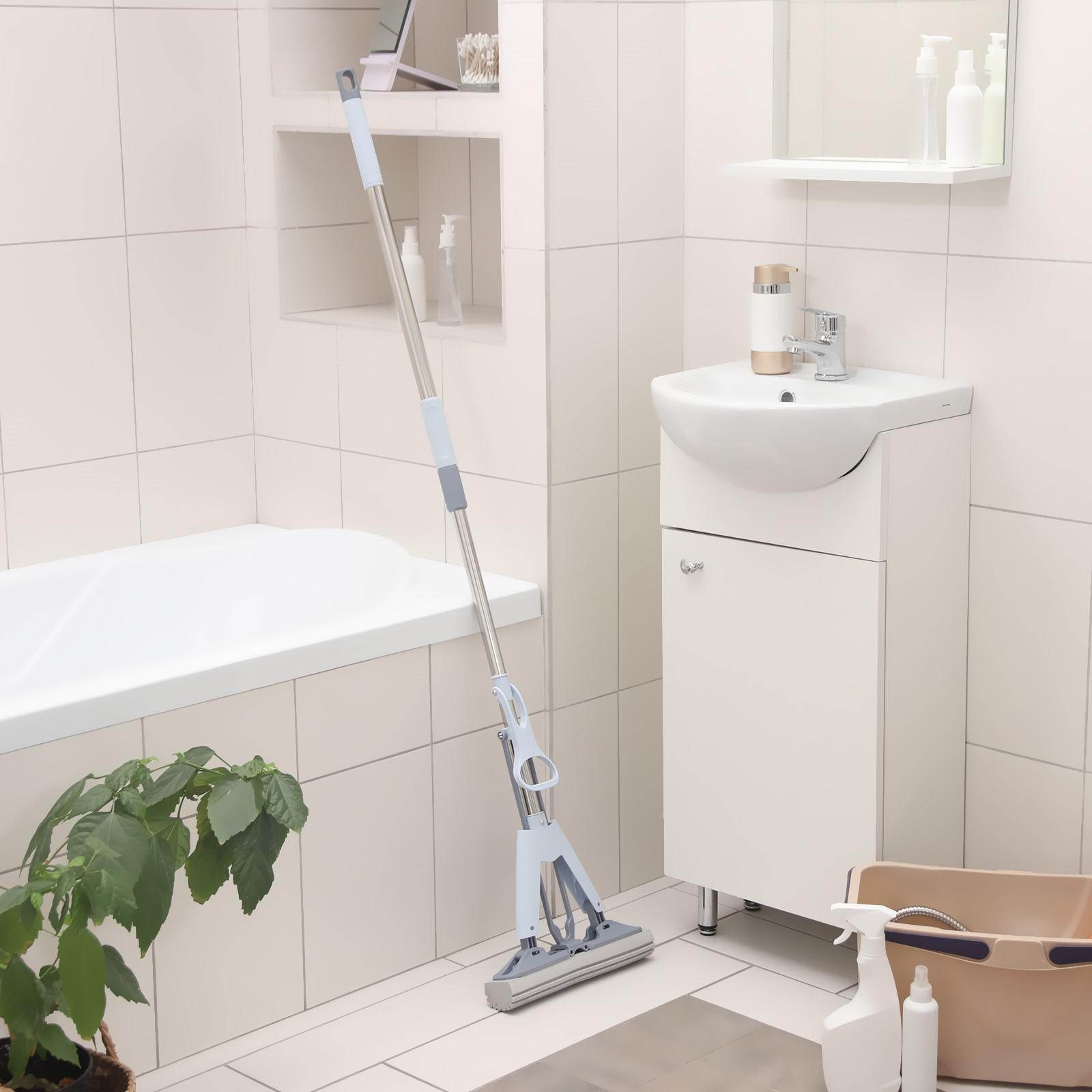 Швабра для мытья пола со складным отжимом Доляна, насадка ПВА 28×6 см, телескопическая стальная ручка 105-135 см