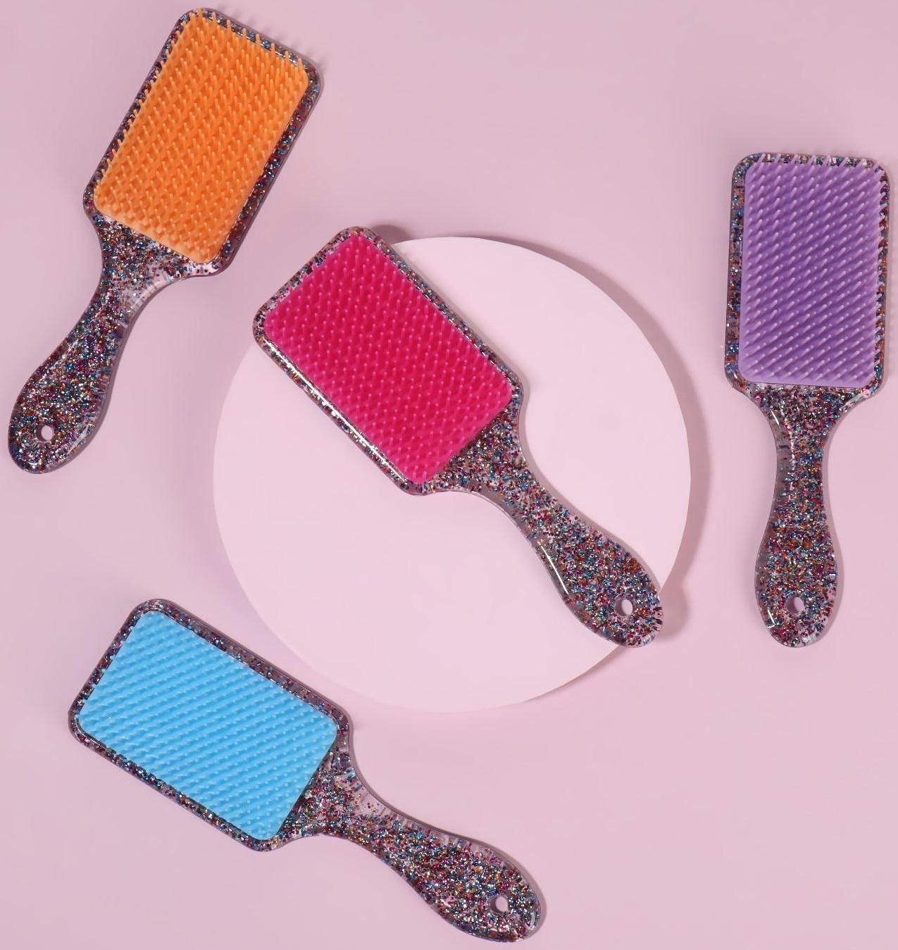 Расчёска массажная, широкая, 5,5 × 17,5 см, цвет МИКС