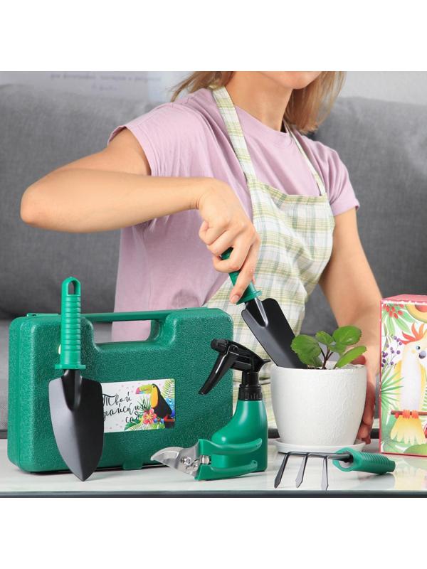 Набор инструментов для садовода 