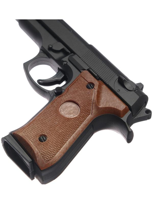 Пистолет страйкбольный 