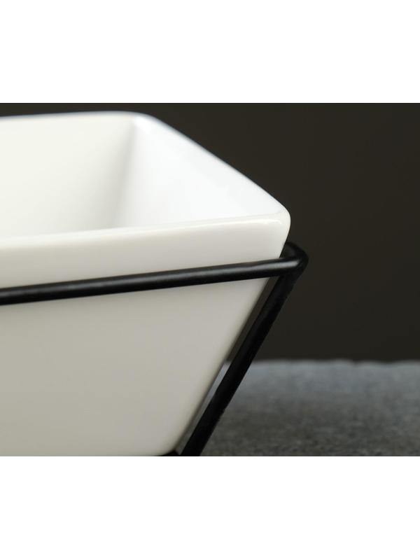 Горшок на подставке с освещением, 22х10х10см 3/LR41