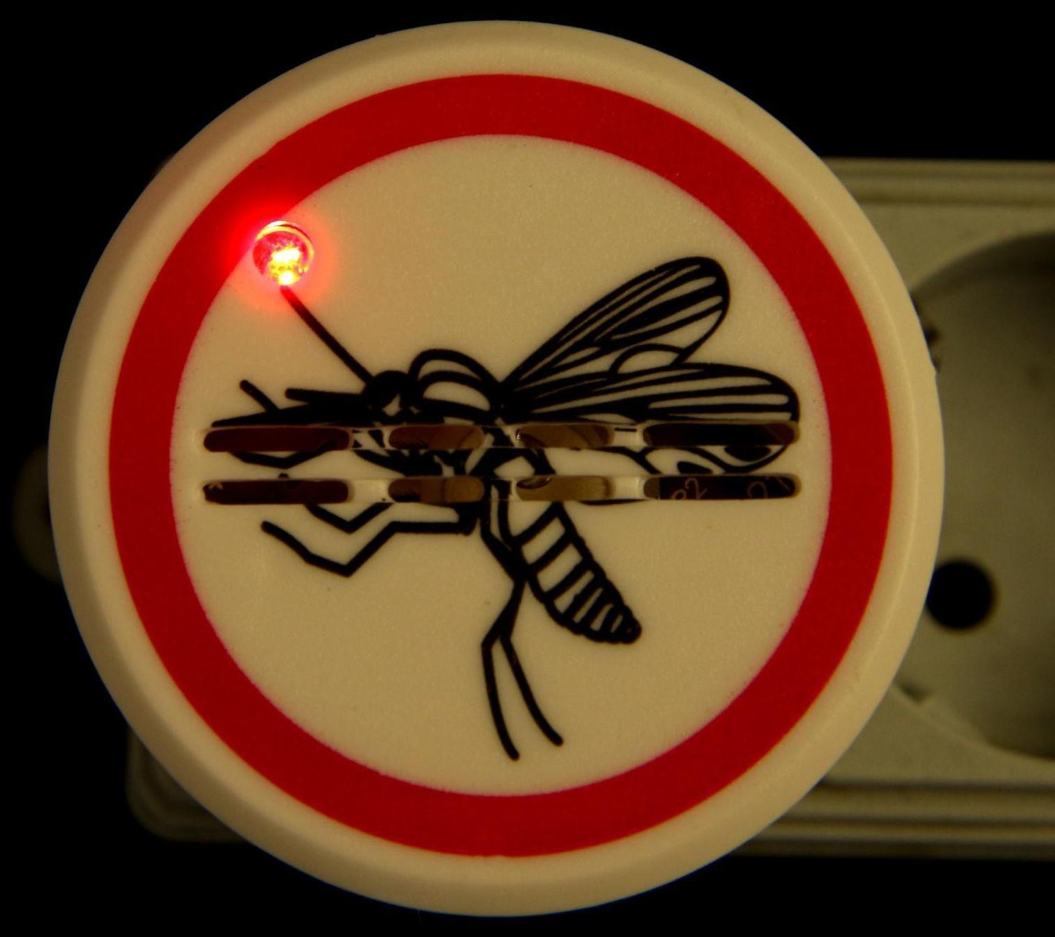 Отпугиватель комаров Luazon LRI-22, ультразвуковой, 30 м2, 220 В, белый