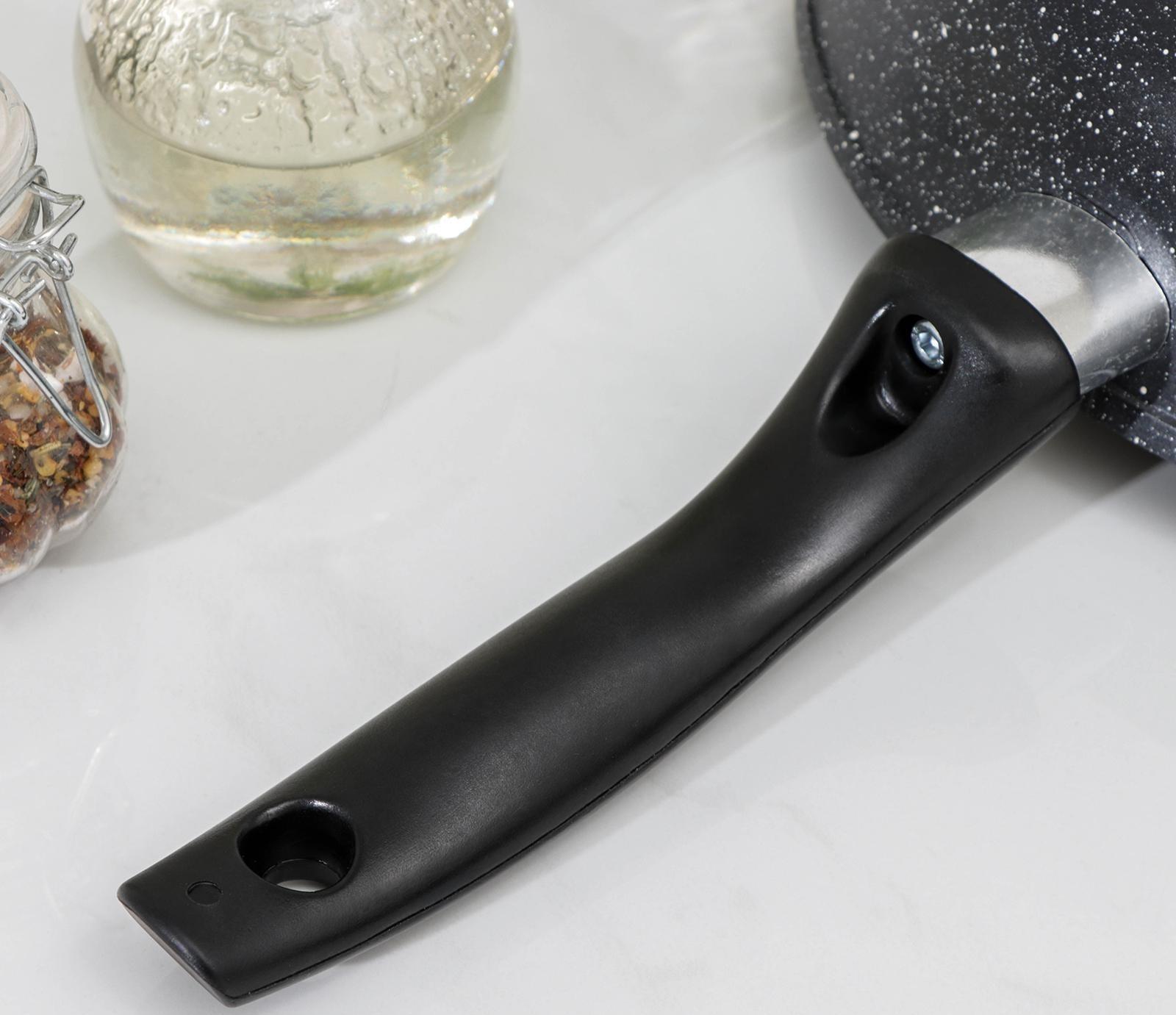 Сковорода Доляна «Элит», d=26 см, антипригарное покрытие, пластиковая ручка, цвет серый