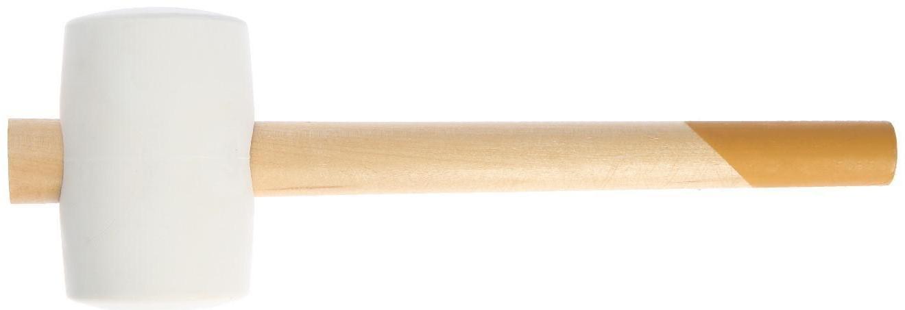 Киянка ТУНДРА, деревянная рукоятка, белая резина, 65 мм, 600 г