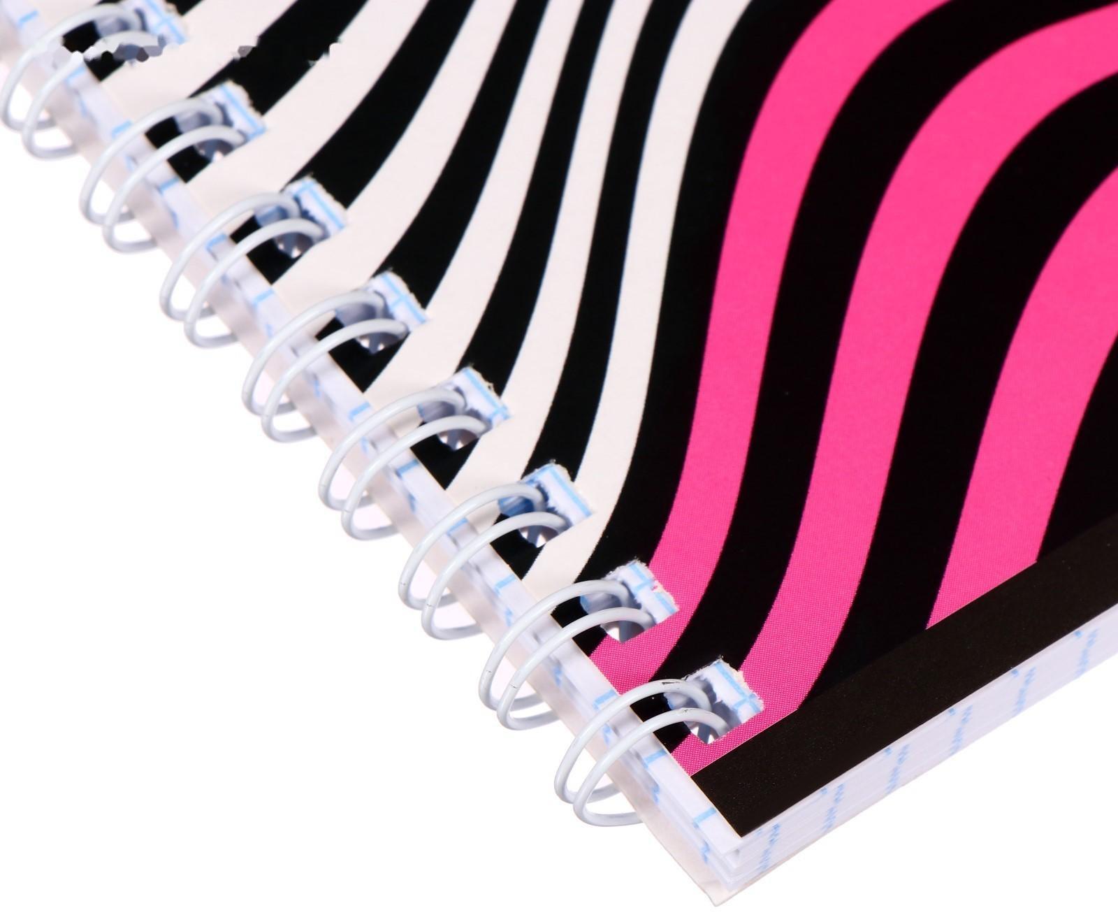 Тетрадь 60 листов в клетку на гребне 