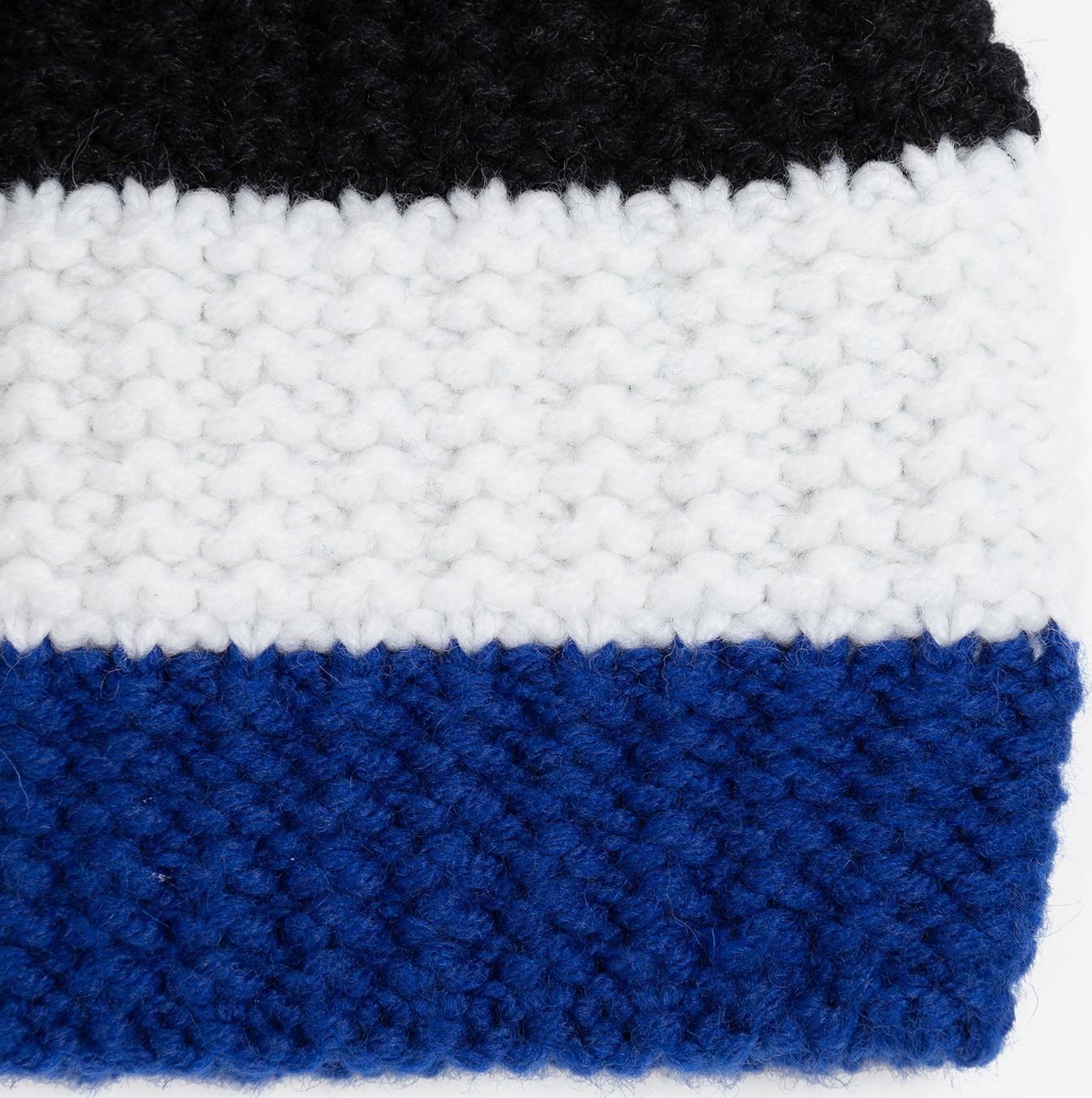 Шапка мужская, цвет василёк/белый, размер 57-59