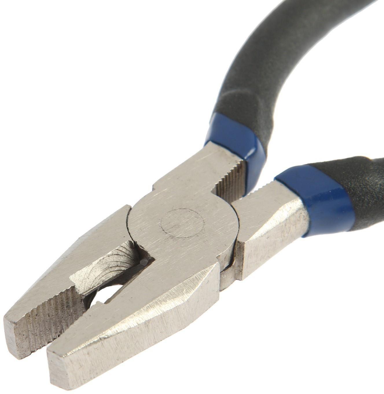 Плоскогубцы комбинированные ТУНДРА, никелированные, обрезиненные рукоятки, 160 мм