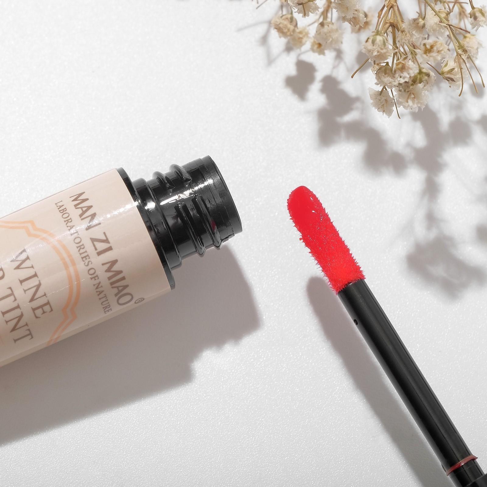 Набор 3 предмета: 2 кулона, тинт для губ 