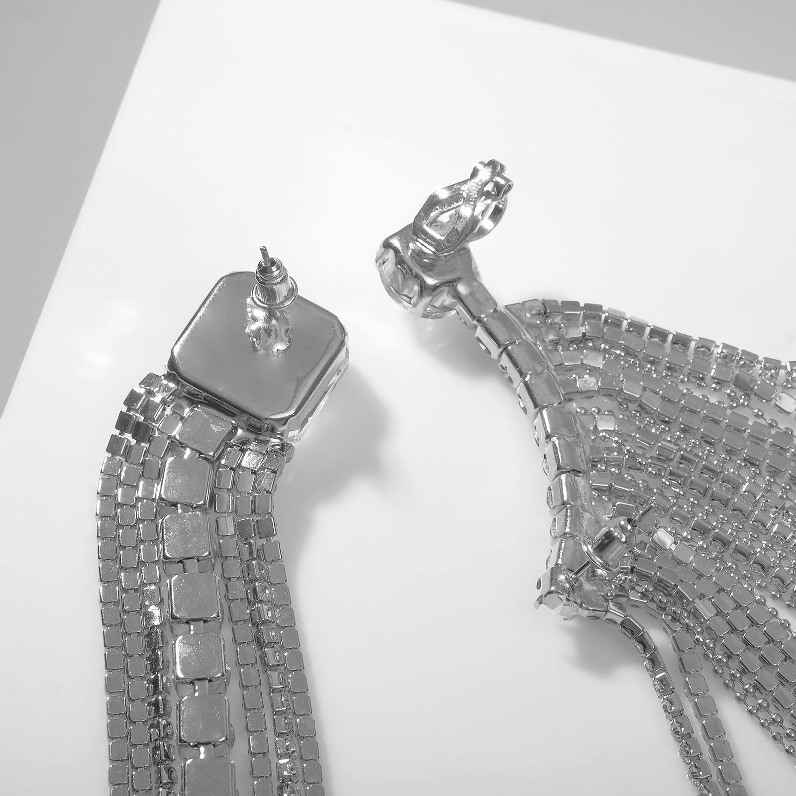 Серьги висячие со стразами 