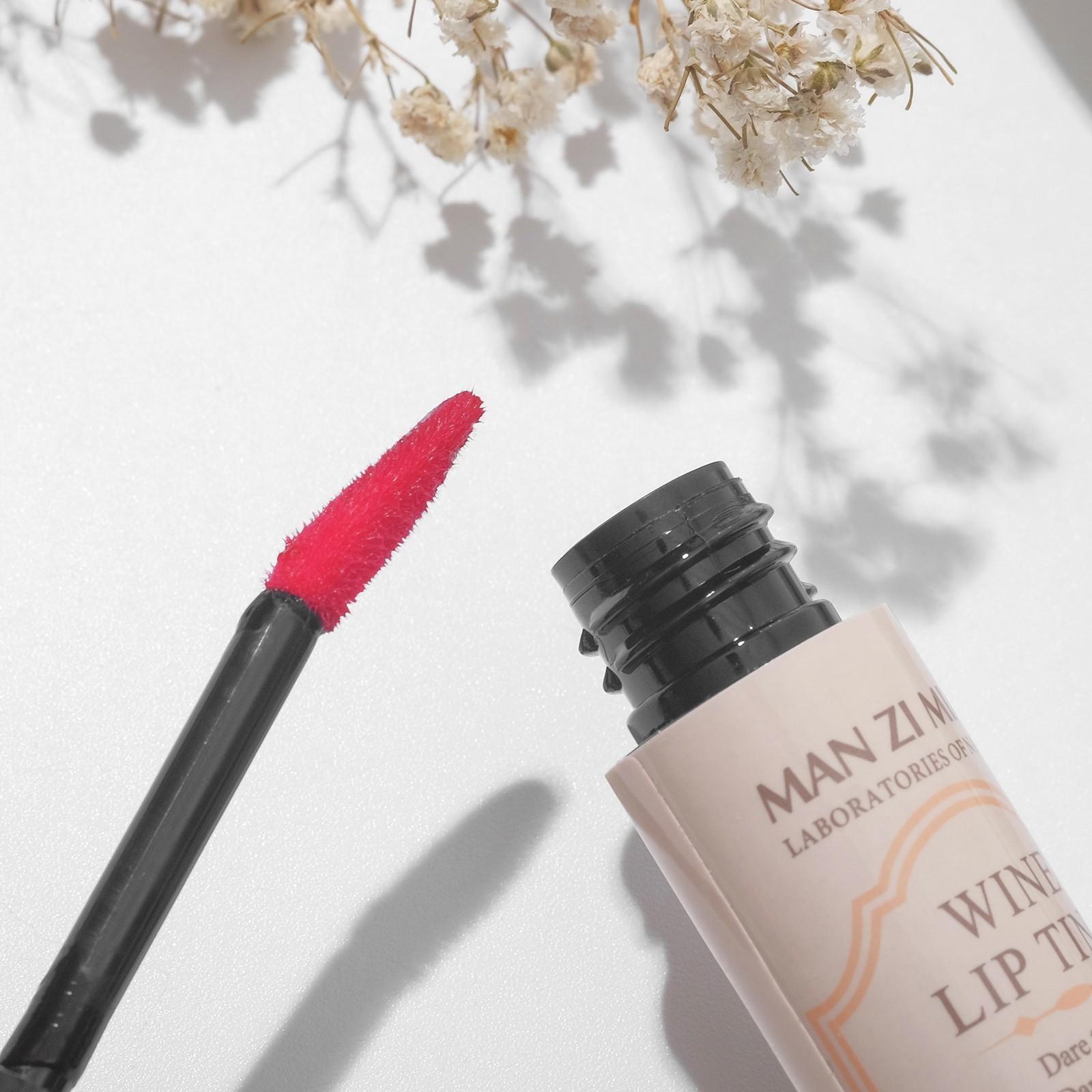 Набор 2 предмета: кулон, тинт для губ 