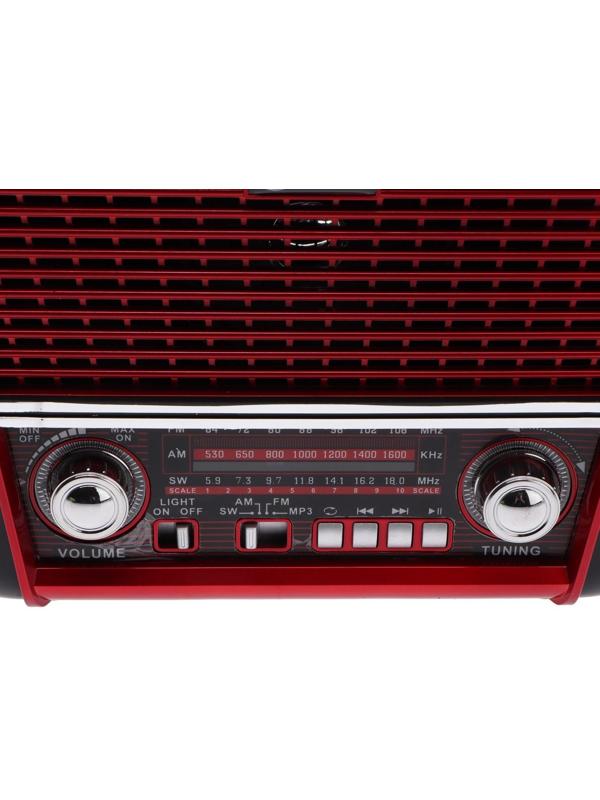 Радиоприемник Ritmix RPR-050 RED, функция MP3-плеера, фонарь, красный