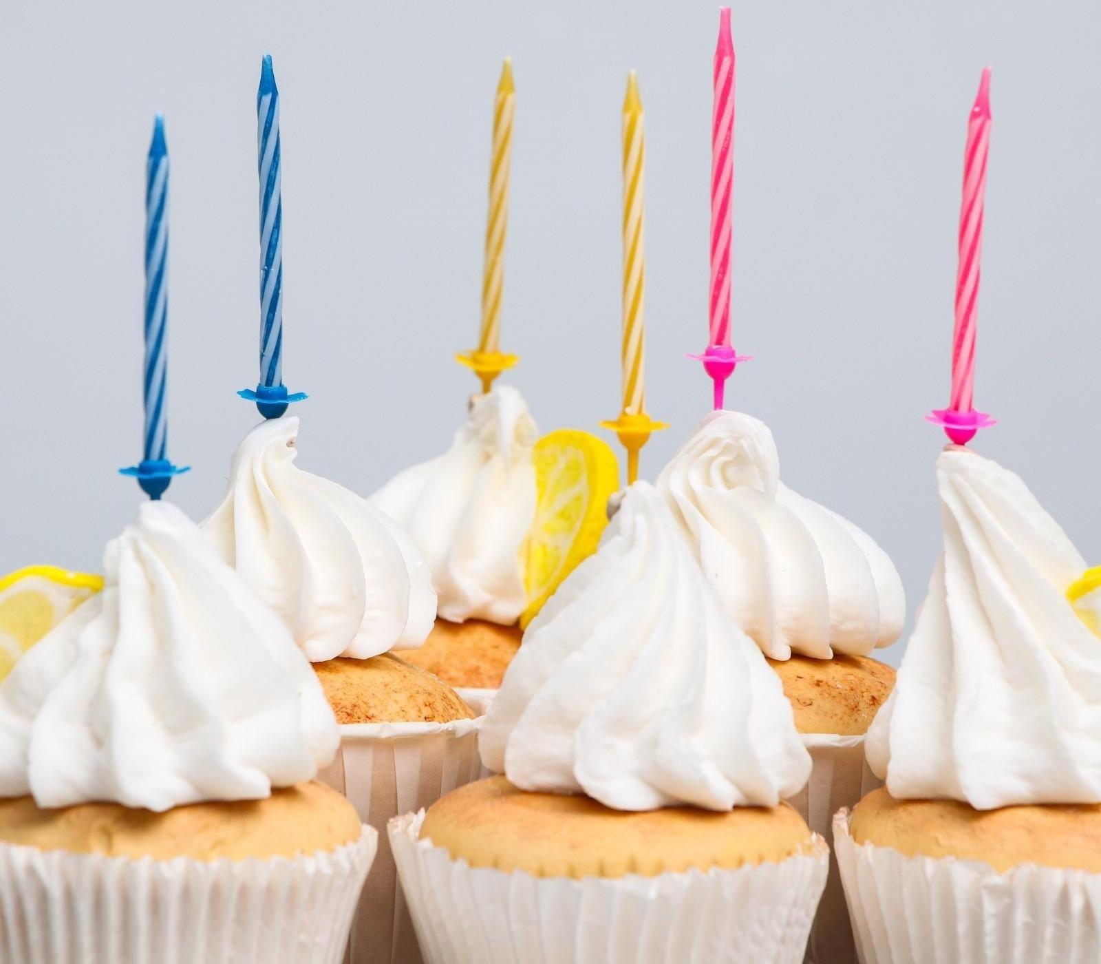 Набор свечей незадуваемые для торта, Принцессы, 2 шт