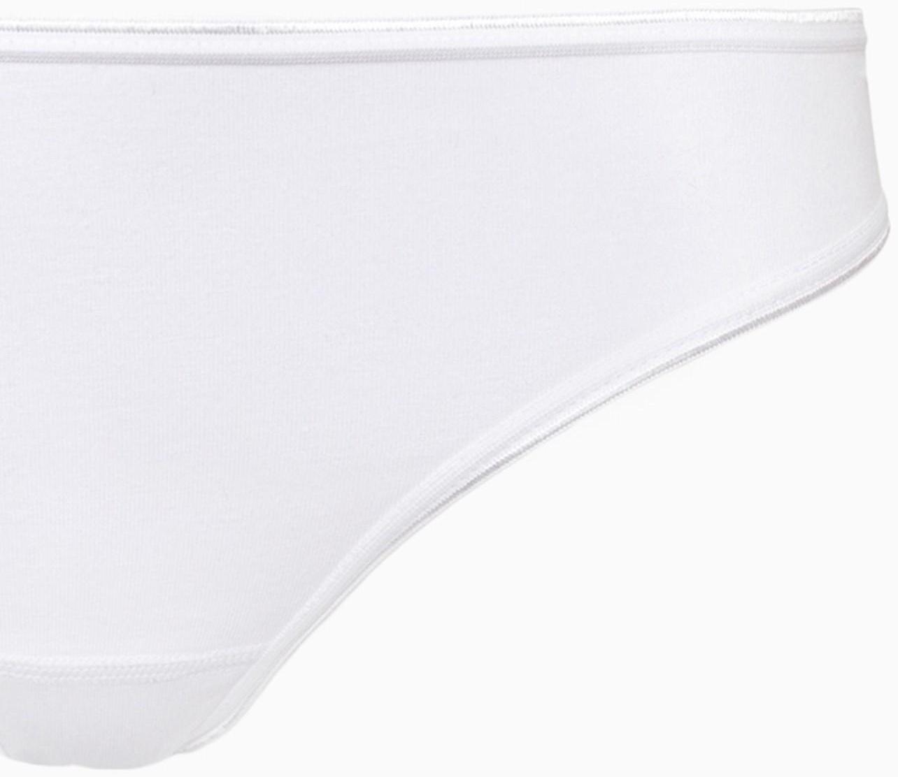 Трусы женские стринги, цвет белый, размер 44