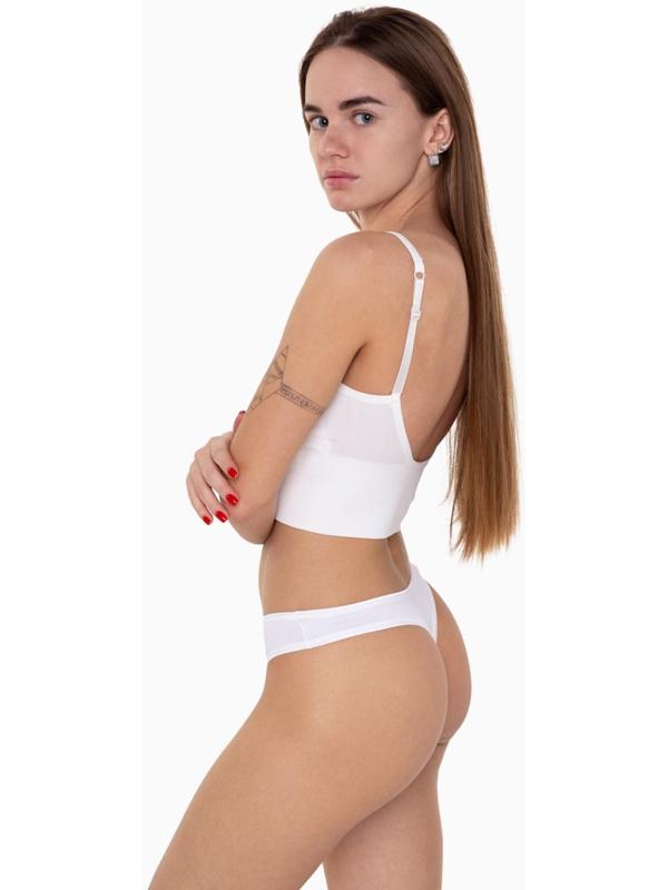 Трусы женские стринги, цвет белый, размер 44