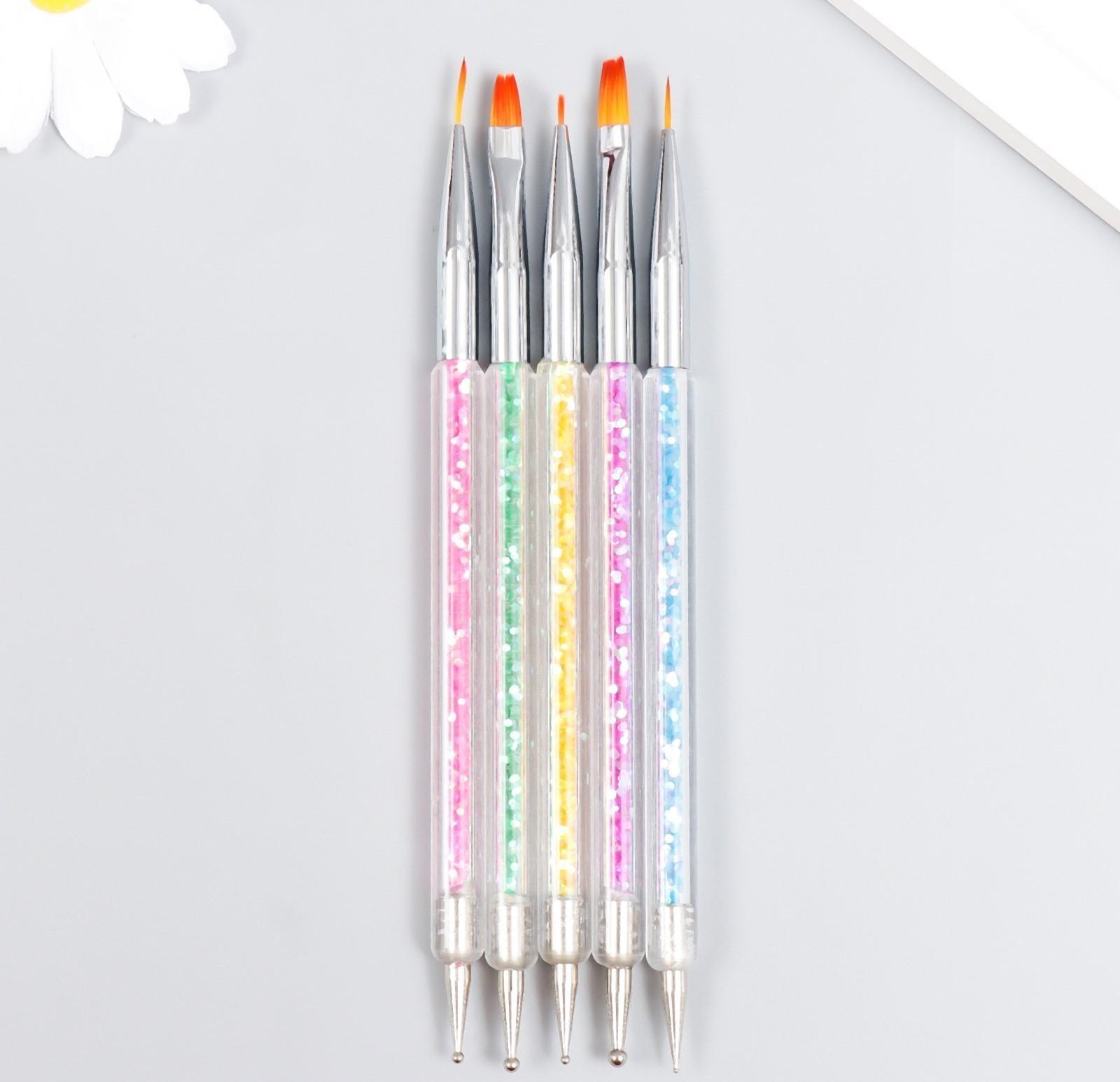 Инструменты для моделирования и придания формы с кистями 