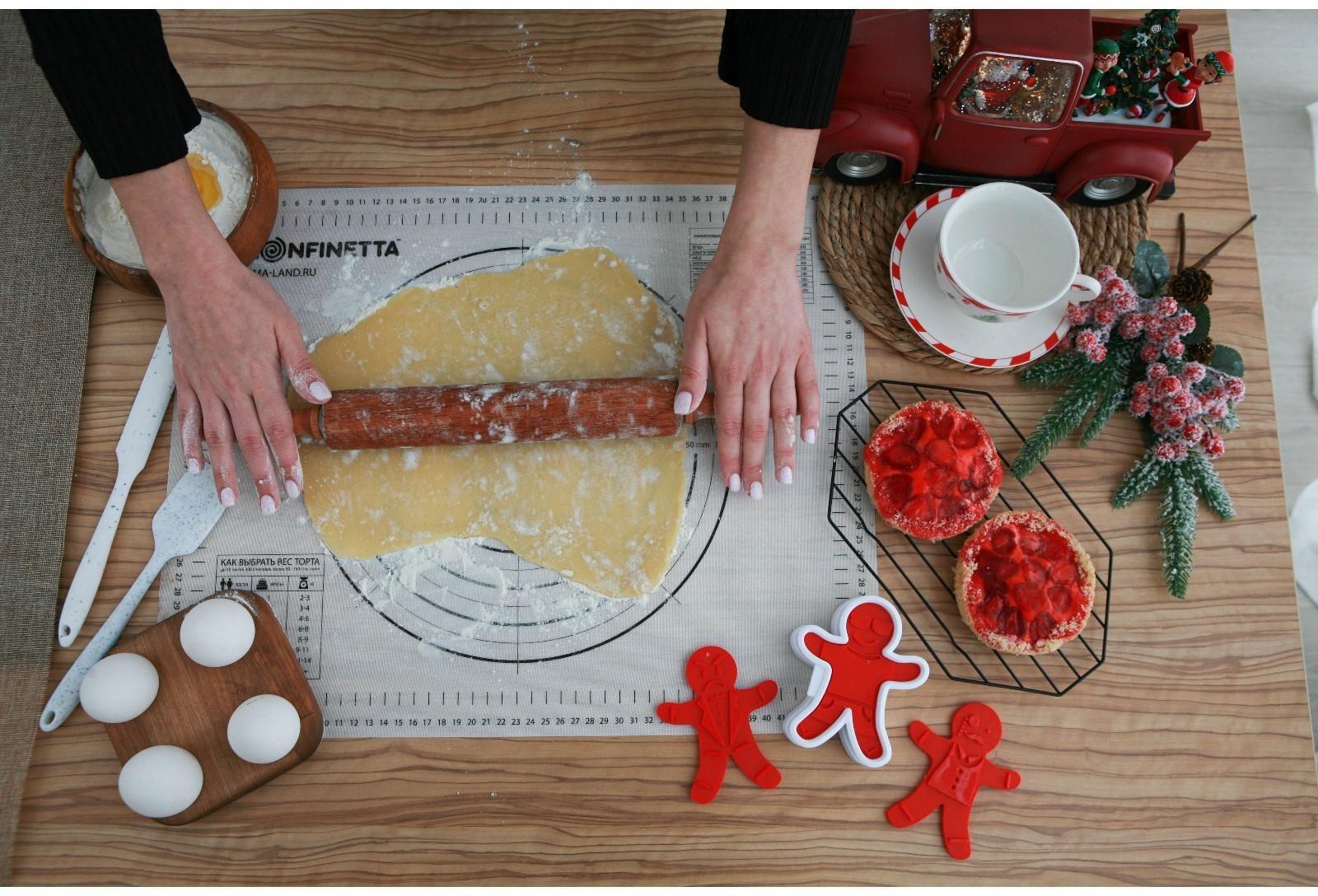 Скалка Magistro, 42×4,5 см, вращающаяся, с фигурными ручками, акация