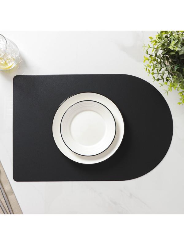 Салфетка сервировочная на стол «Тэм», 45×29,5 см, цвет чёрный