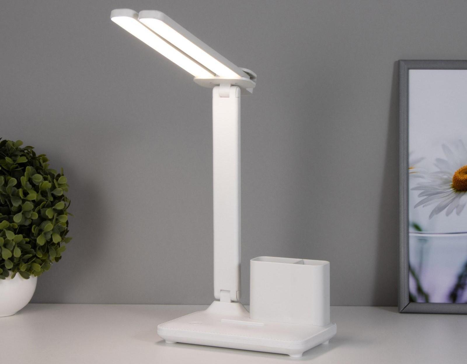 Настольная лампа сенсорная 