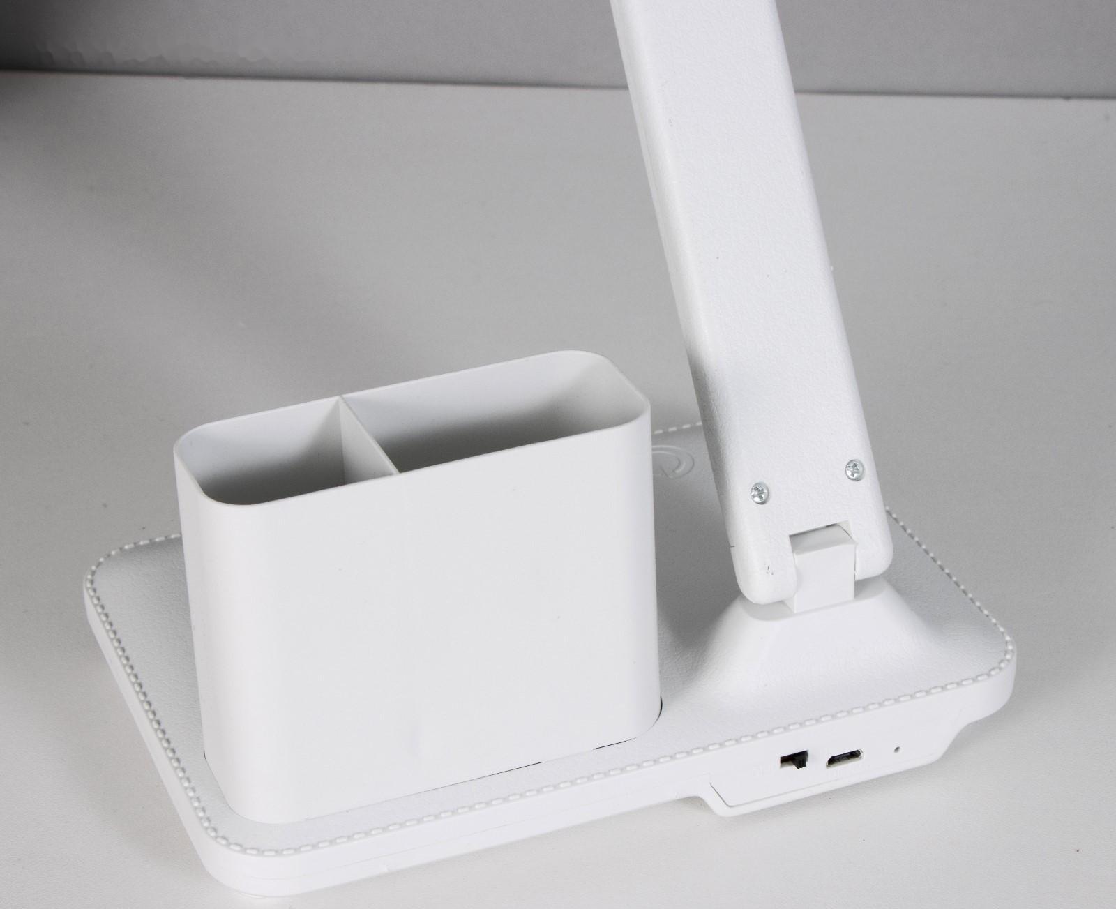 Настольная лампа сенсорная 