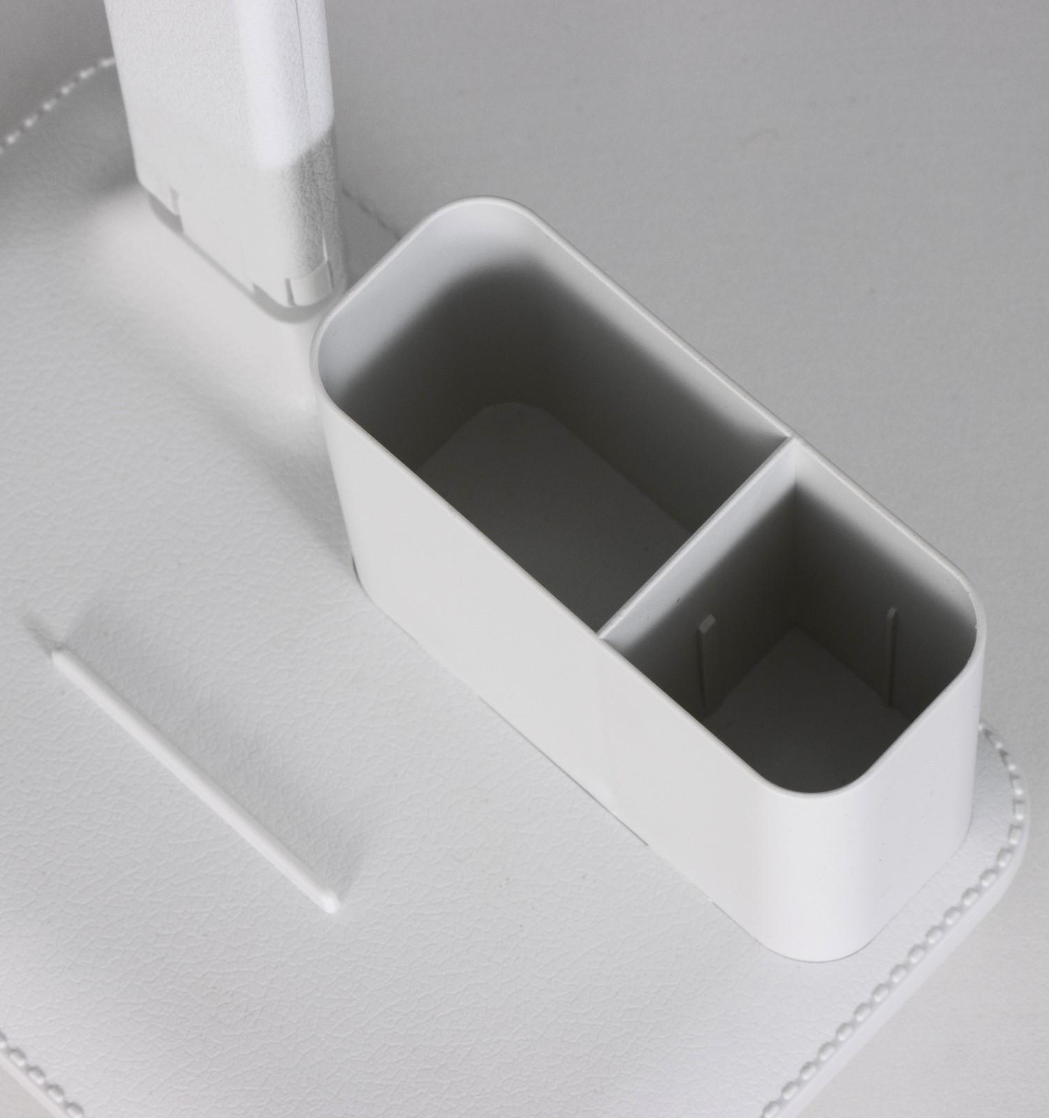 Настольная лампа сенсорная 