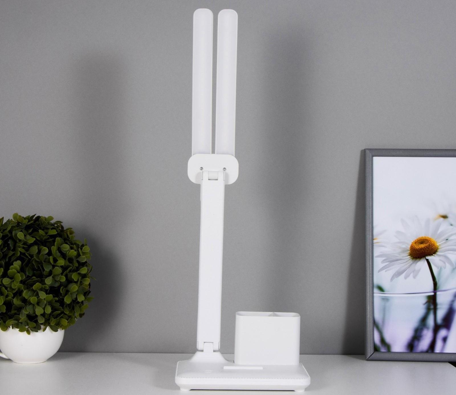 Настольная лампа сенсорная 