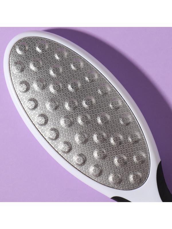 Тёрка для ног, лазерная, двусторонняя, прорезиненная ручка, 23 см, цвет чёрный/белый