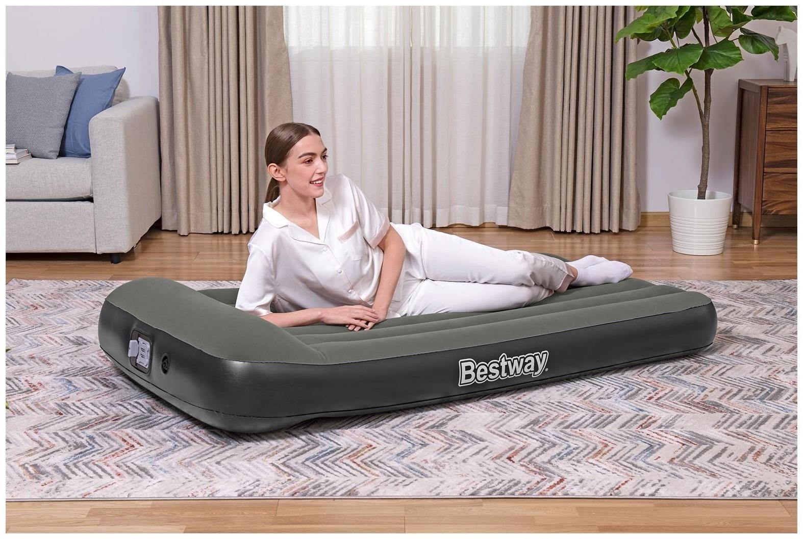 Кровать надувная Tritech Airbed Twin Built 188 х 99 х 30 см, встроенный насос с аккум 67929   743434