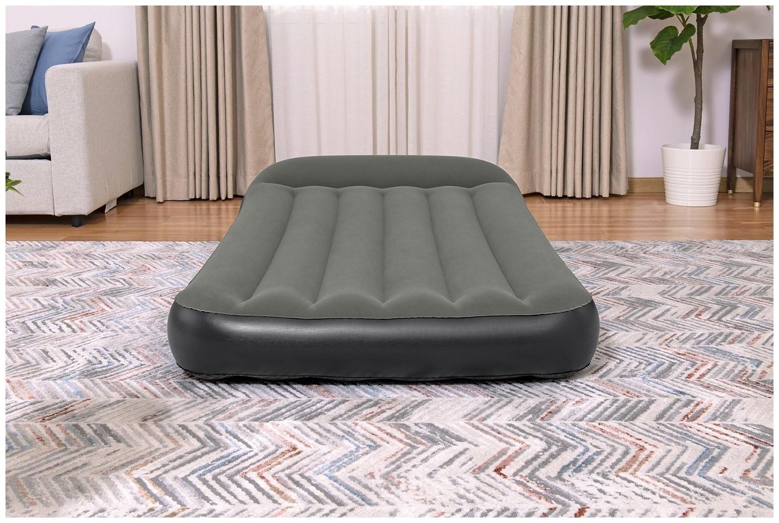 Кровать надувная Tritech Airbed Twin Built 188 х 99 х 30 см, встроенный насос с аккум 67929   743434