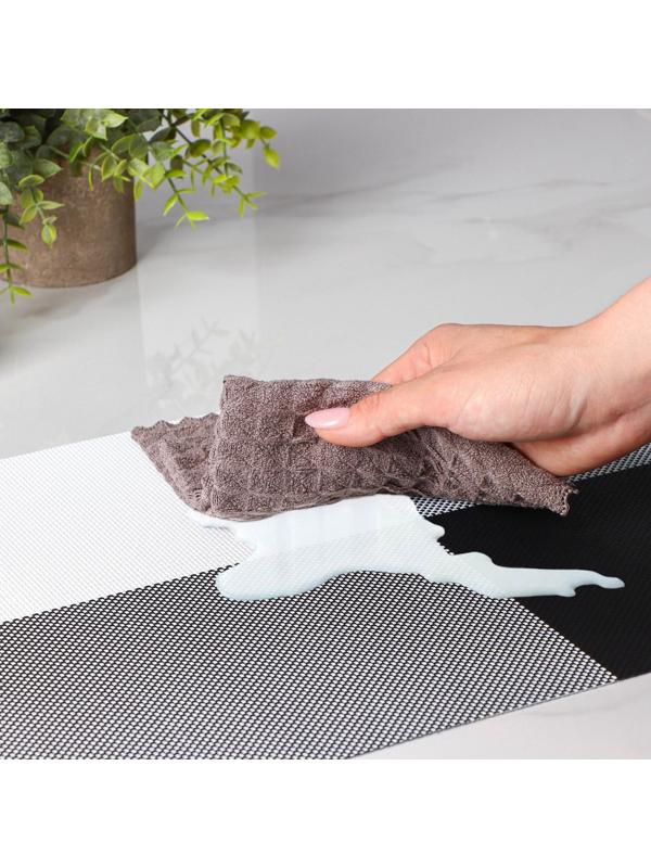 Набор салфеток сервировочных на стол Доляна «Настроение», 4 шт, 45×30 см, цвет бело-чёрный