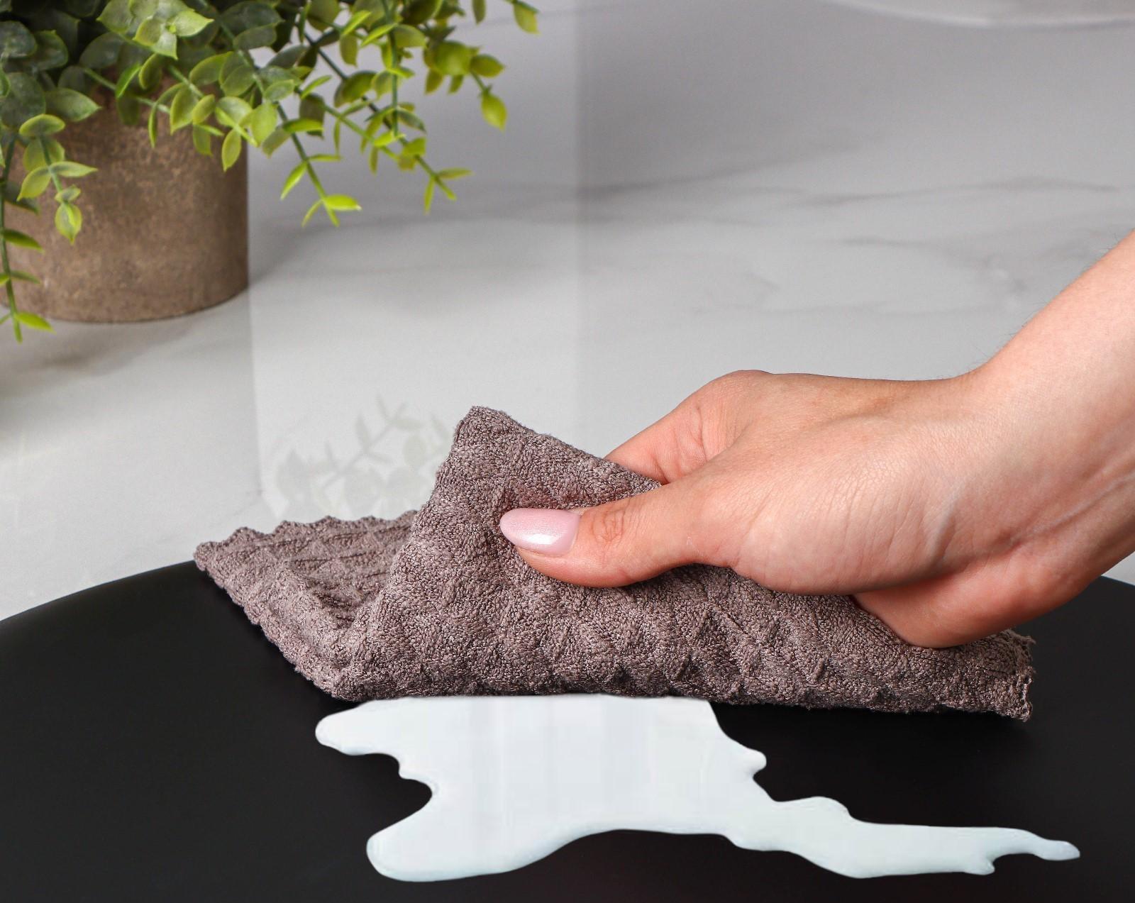 Набор салфеток сервировочных на стол Доляна «Спутник», d=38 см, 4 шт, двусторонние, цвет металлический/чёрный