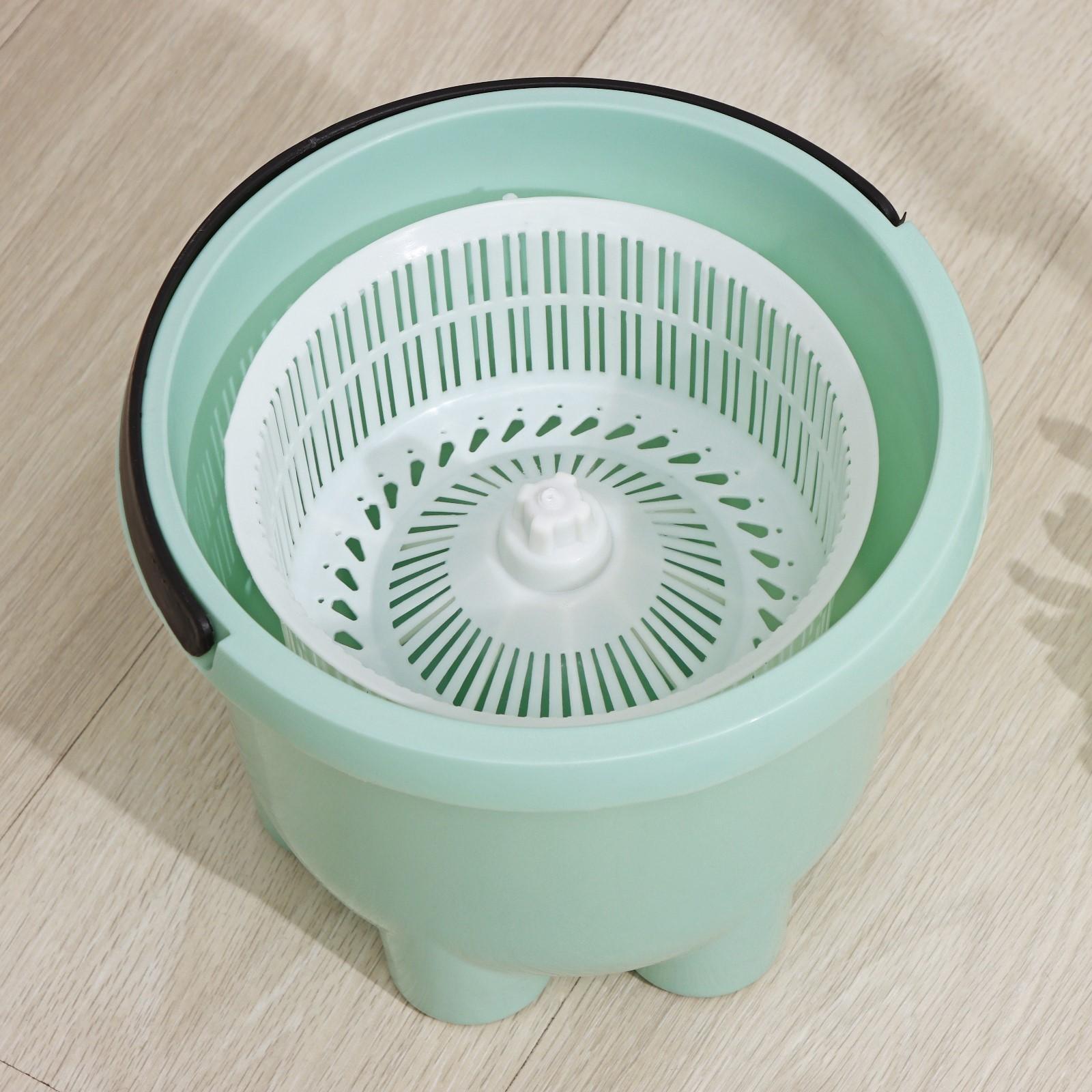 Швабра с отжимом и ведро с пластиковой центрифугой «Мини», 26×22 см, 7 л, телескопическая ручка 84-112 см, дополнительная насадка 15,5 см, цвет мятный