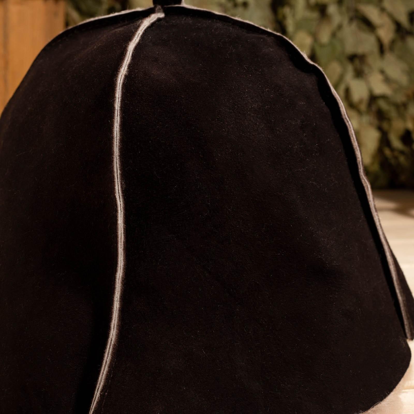 Шапка для бани из овчины 