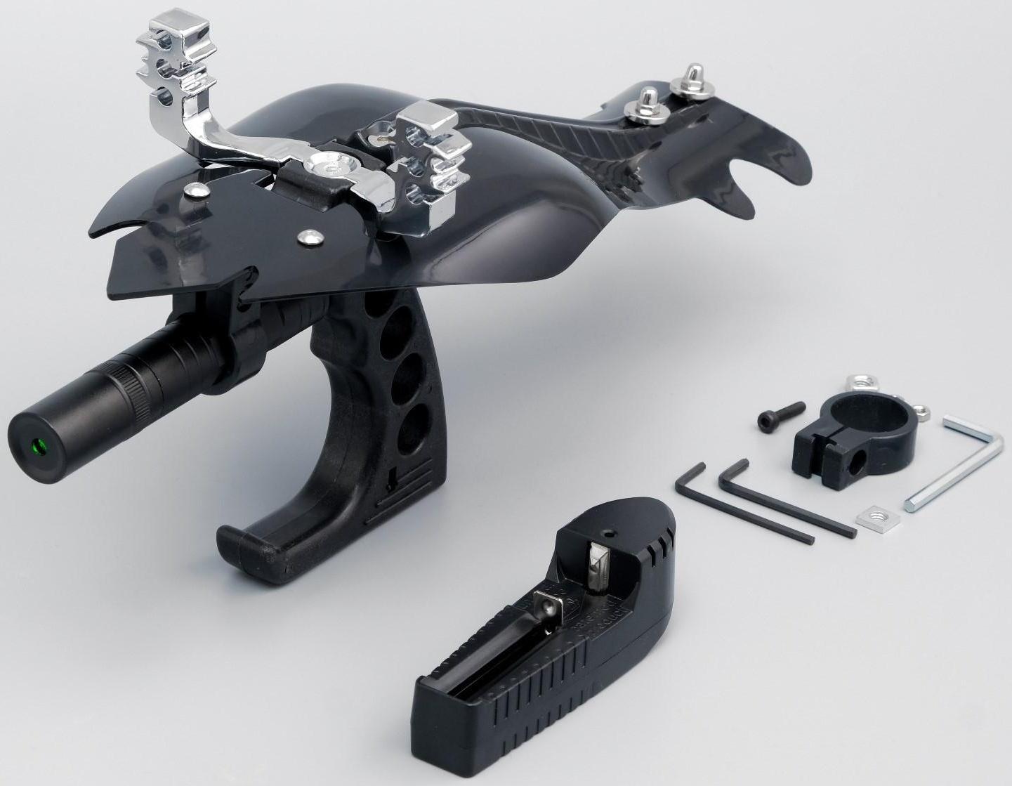 Рогатка с лазерным целеуказателем