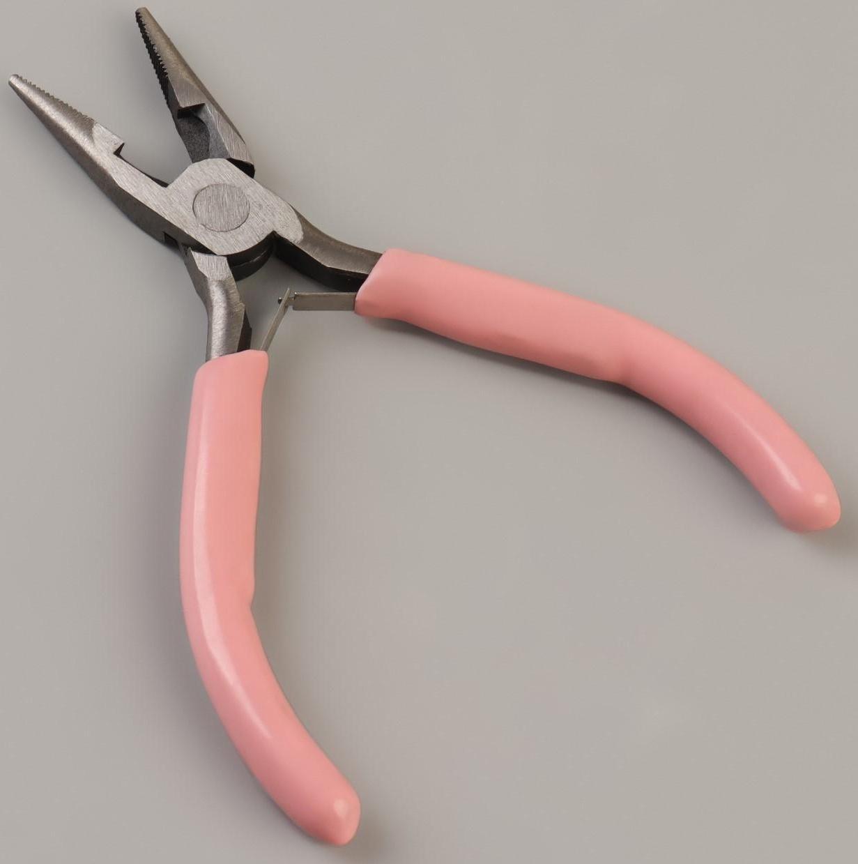 Плоскогубцы для рукоделия, 12 × 6,5 см, цвет розовый