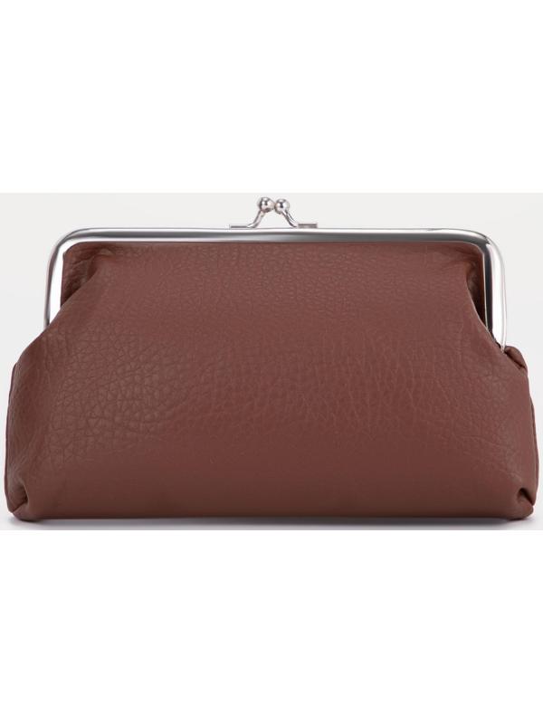 Косметичка на фермуаре, цвет коричневый