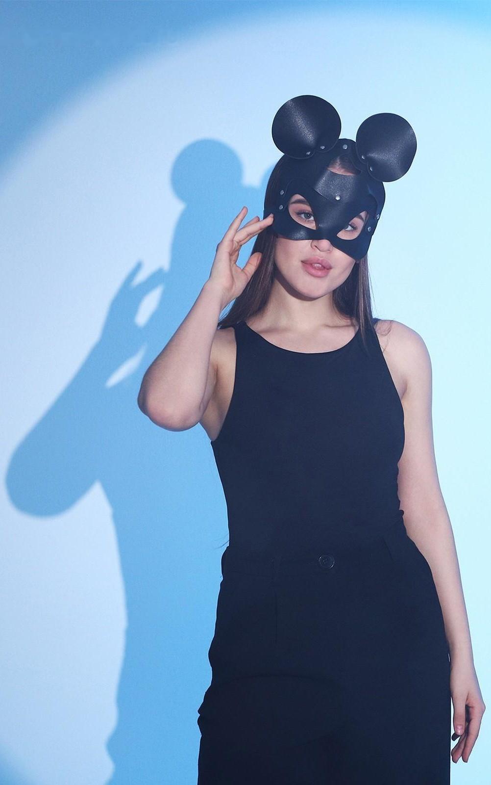 Карнавальная маска 