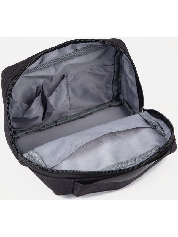 Косметичка на молнии, цвет чёрный