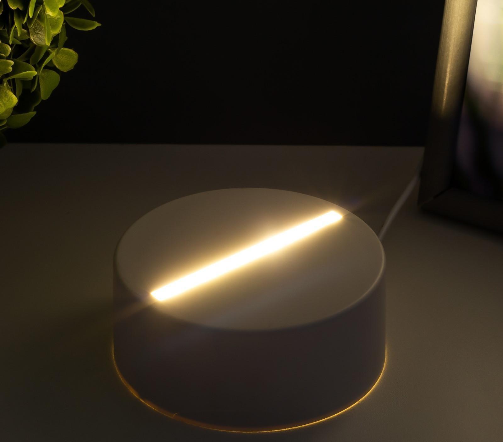 Основание светильника LED 3 режима 3000-6000К USB белый 9,5х9,5х4 см