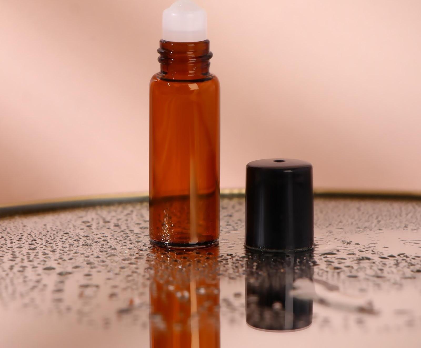 Флакон стеклянный для парфюма, со стеклянным роликом, 5 мл, цвет коричневый/чёрный