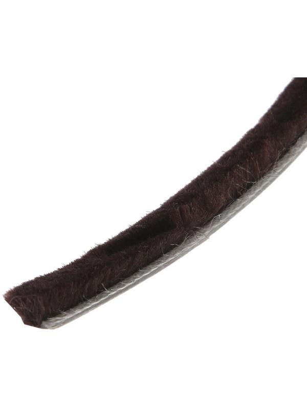 Уплотнитель щеточный самоклеящийся ТУНДРА, 7х6 мм, коричневый, 10 м.