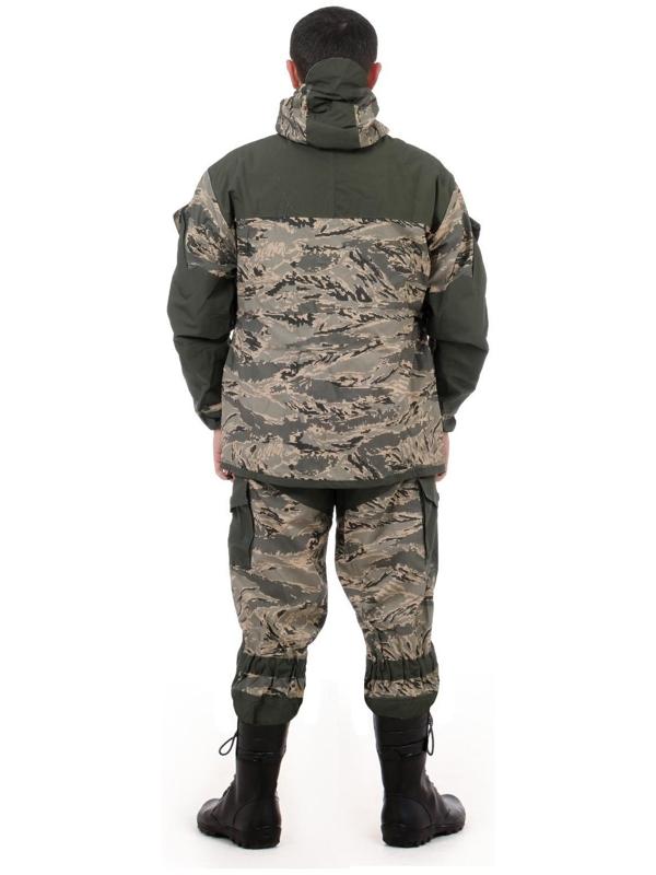 Костюм демисезонный 