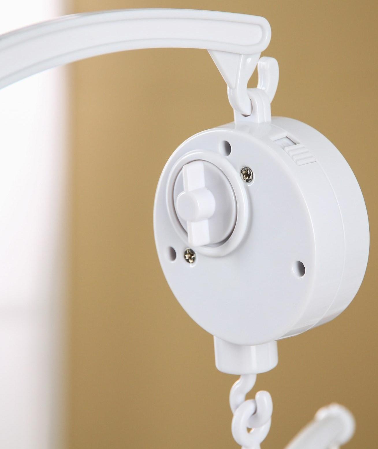 Мобиль музыкальный «Лисенок», заводной, мягкие игрушки