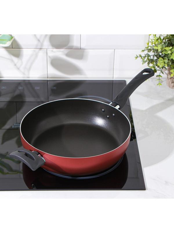 Сковорода Promo, d=26 см, пластиковая ручка, антипригарное покрытие, цвет бордовый