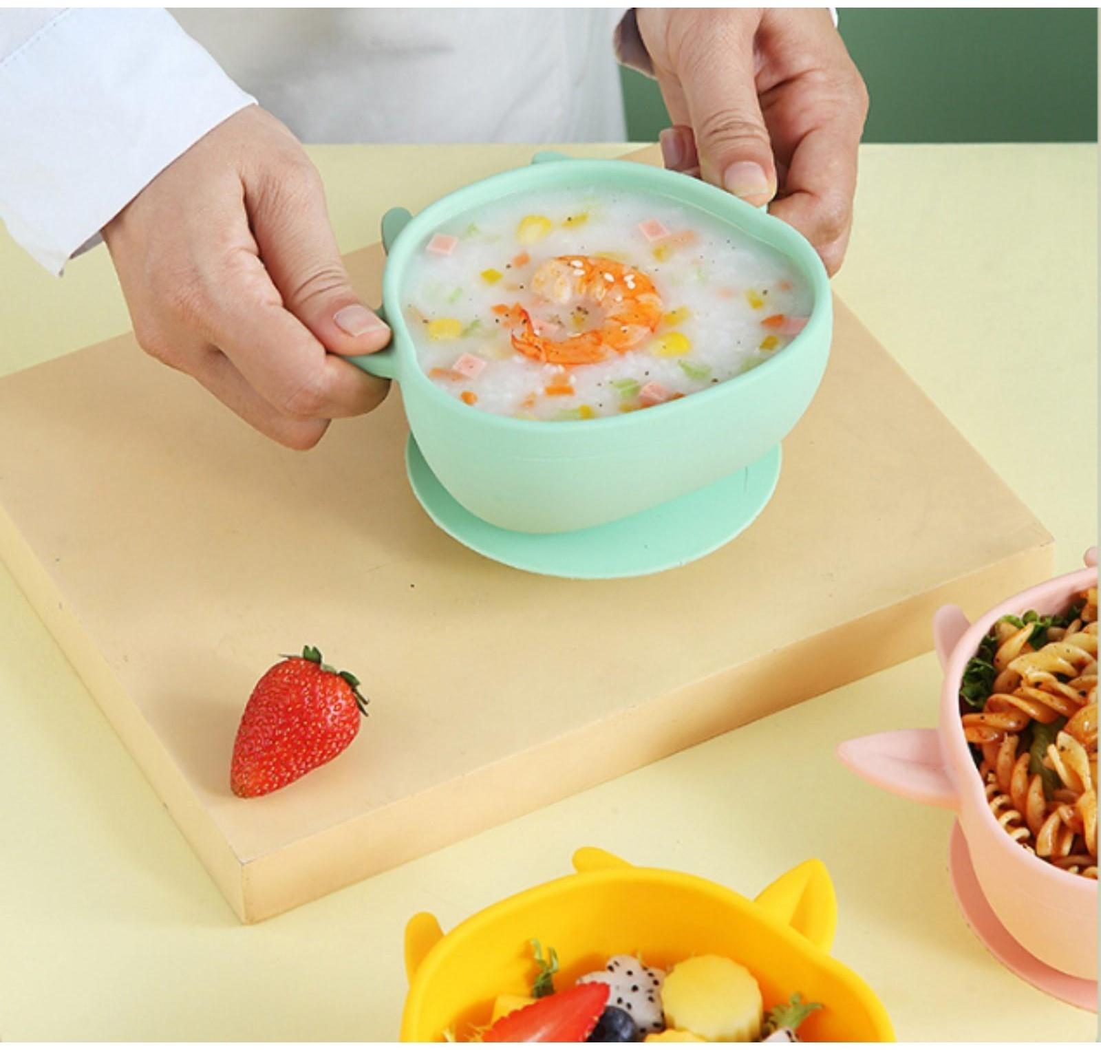 Тарелка детская на присоске, силиконовая, цвет розовый, р-р: 12х15х5,5 см