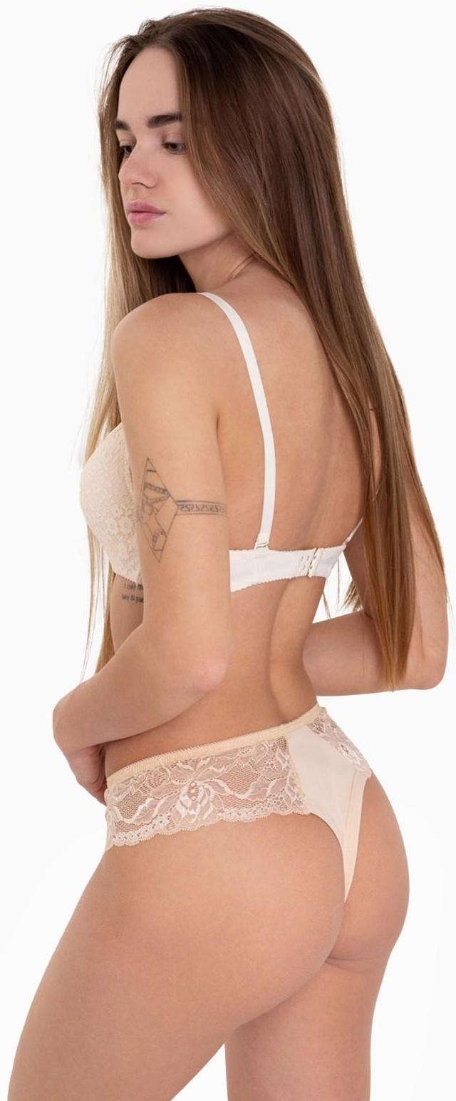 Трусы женские стринги, цвет бежевый, размер 44