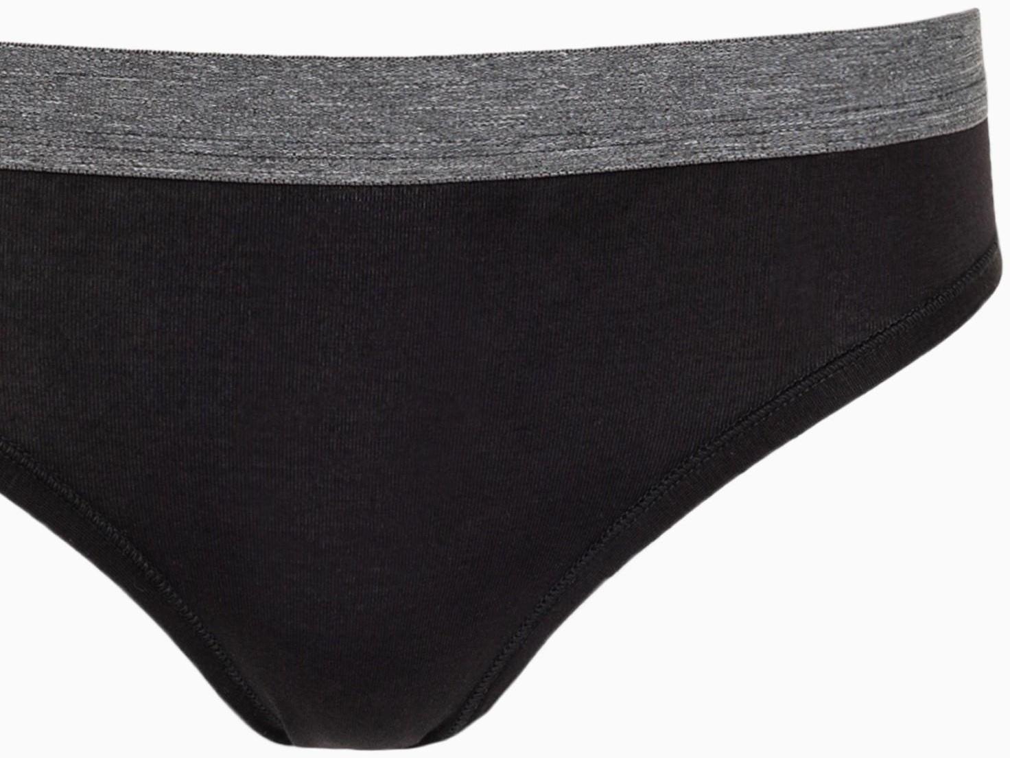 Трусы женские стринги, цвет чёрный, размер 44