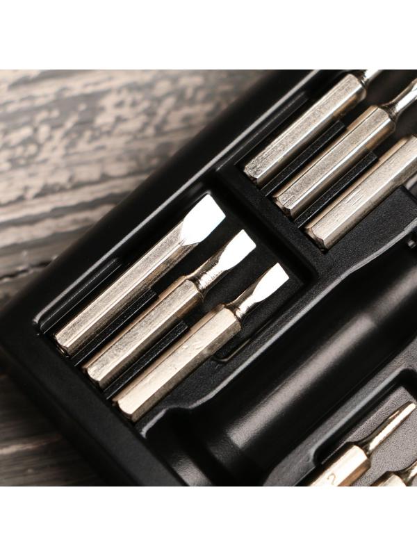 Набор отверток в фляге «Крути верти», универсальный, 18 предметов